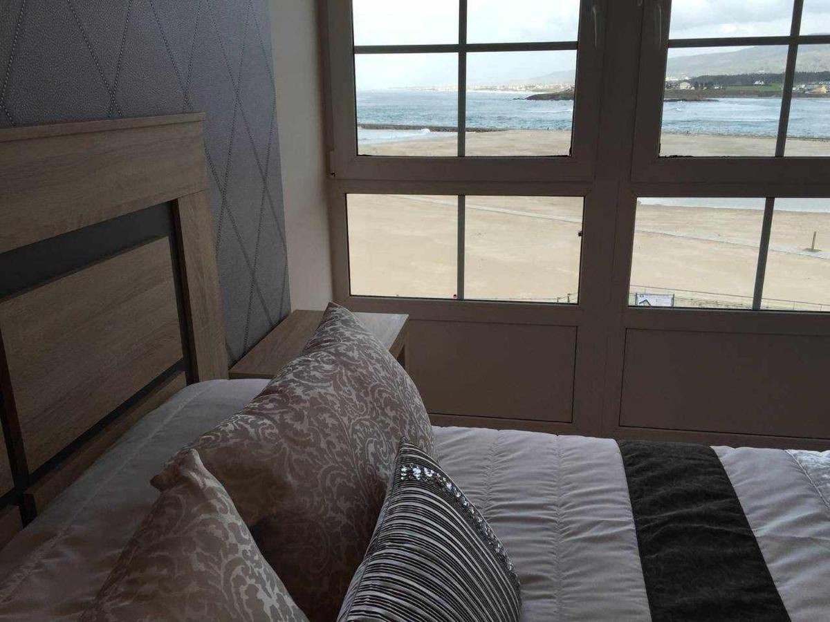 Vivienda En 1ª Linea De Playa Rapadoira Foz Apartment Luaran gambar
